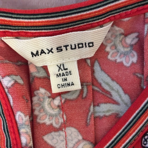 Max Studio Vibrant Red and Green Paisley Midi Dress - Picture 2 of 8